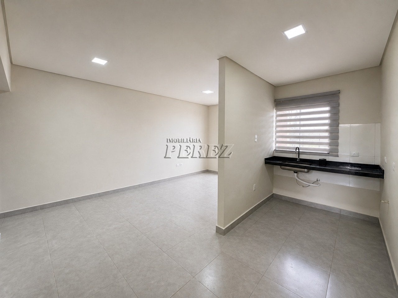 Casa à venda e locação no Jardim Montecatini, região leste de Londrina