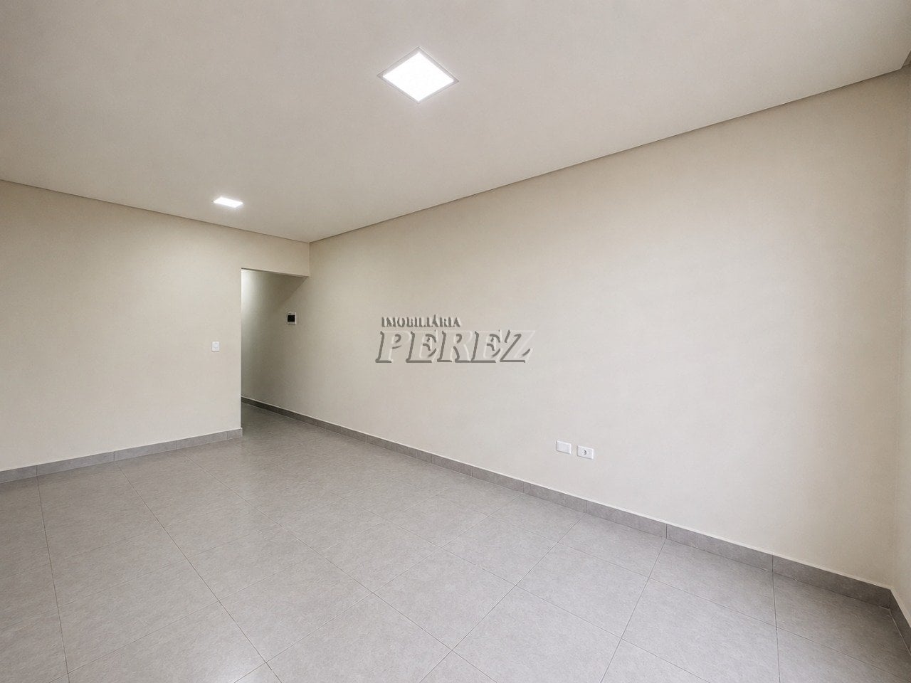 Casa à venda e locação no Jardim Montecatini, região leste de Londrina