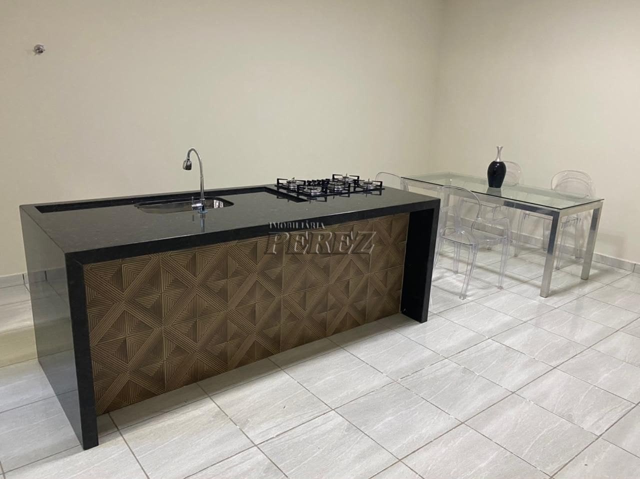 Casa para alugar na região oeste de Londrina - Jardim Tókio