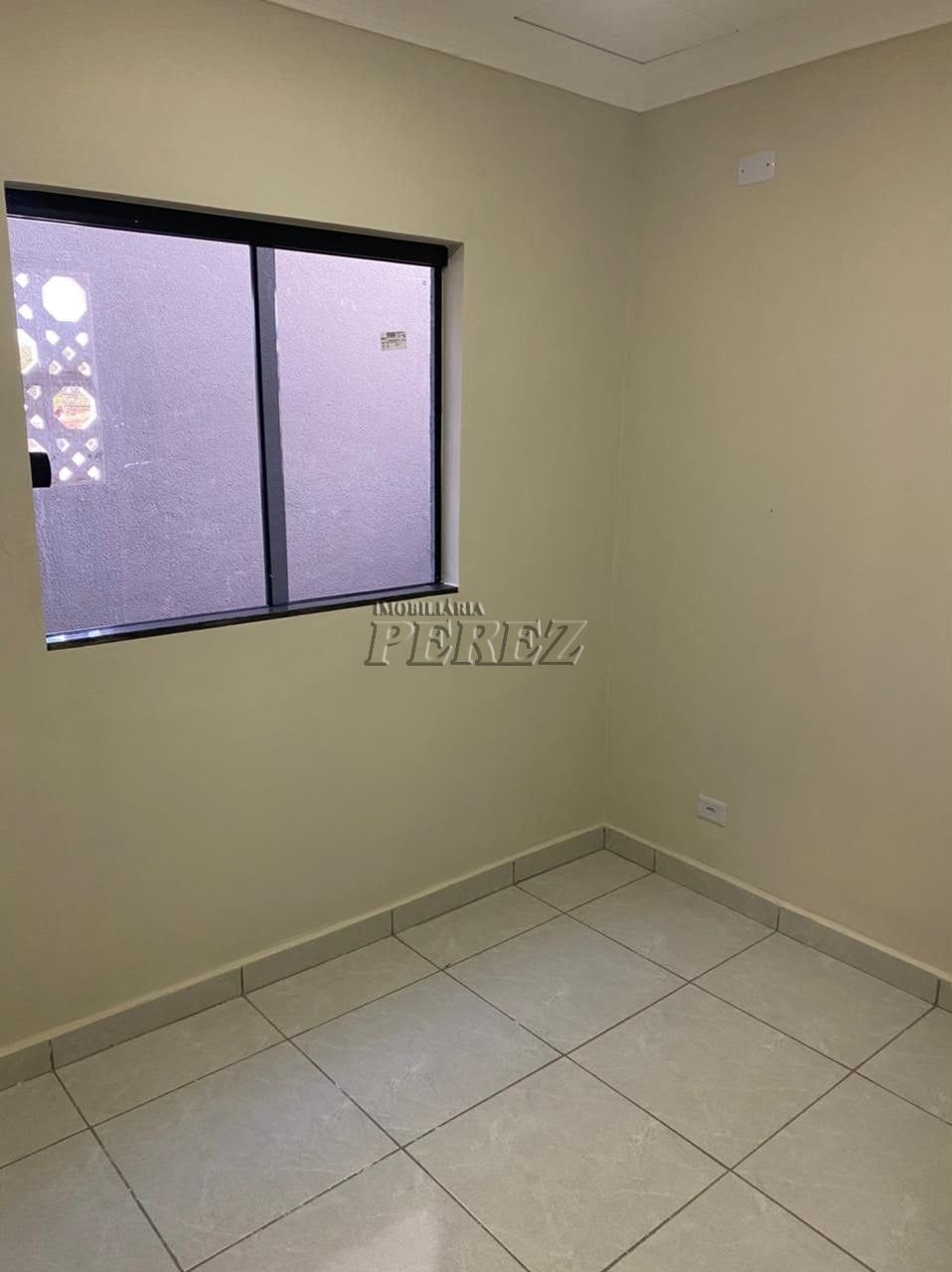Casa para alugar na região oeste de Londrina - Jardim Tókio