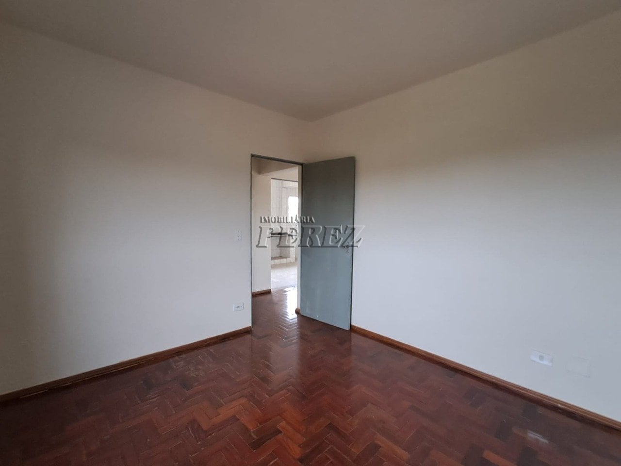 Apartamento para alugar na região central de Londrina - Rua Ártico