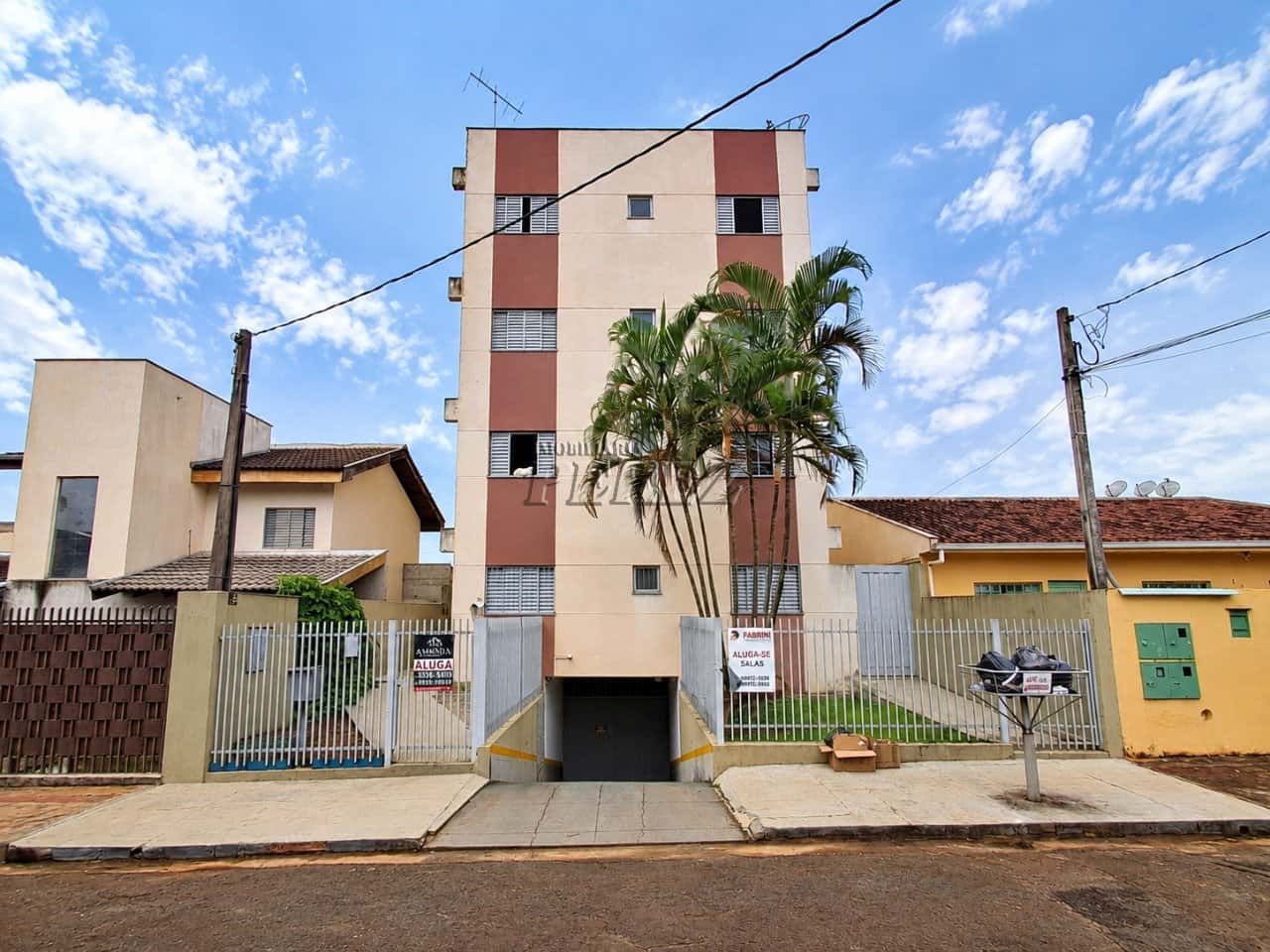 Apartamento para alugar na região central de Londrina - Rua Ártico — foto principal