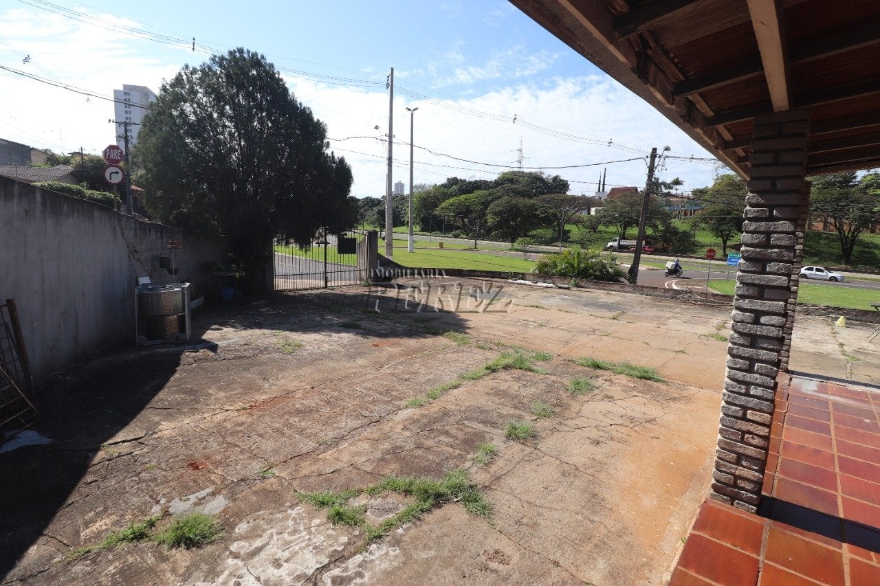 Imovel comercial a venda frente para 10 dezembro região central