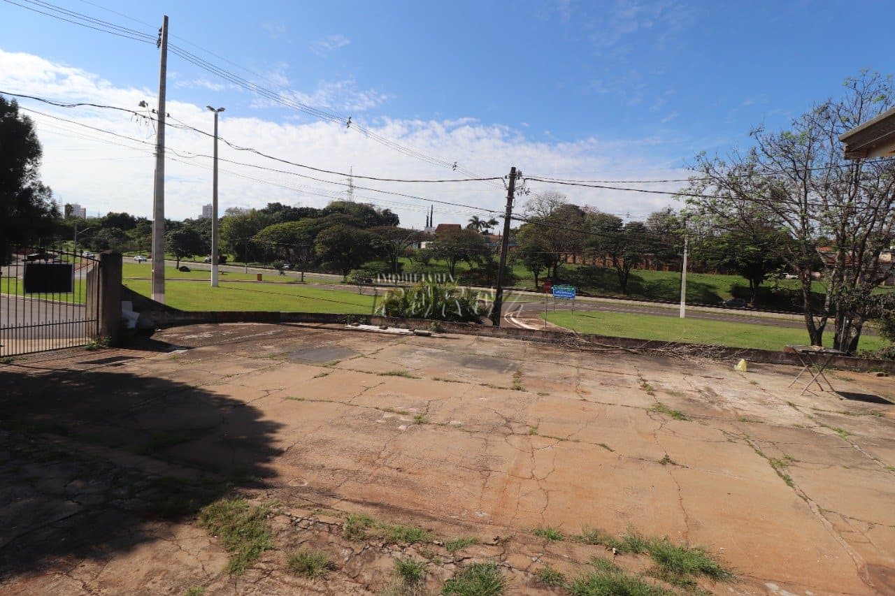 Imovel comercial a venda frente para 10 dezembro região central