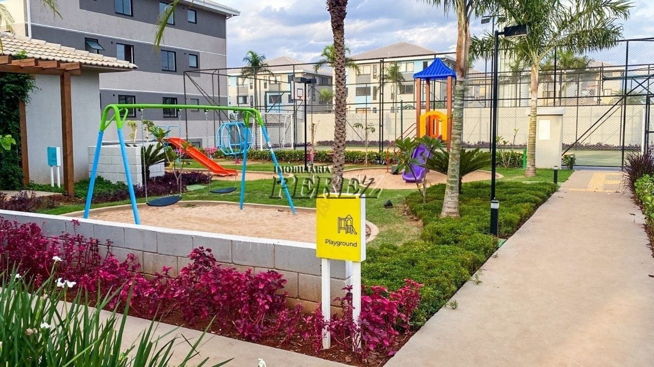 Apartamento à venda no Residencial Trancoso na região norte de Londrina