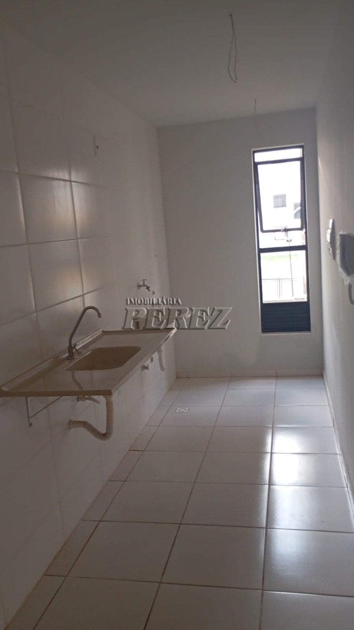 Apartamento à venda no Residencial Trancoso na região norte de Londrina