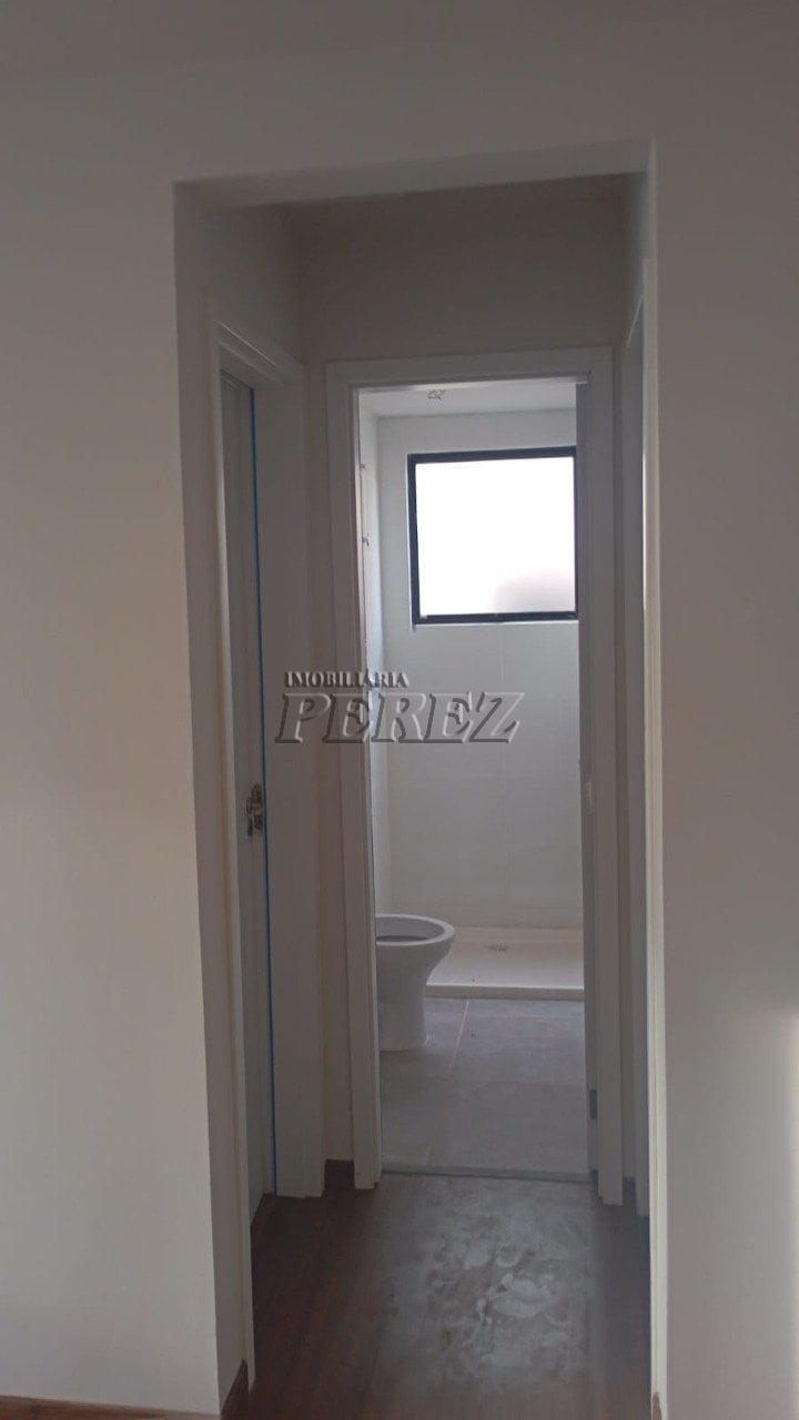 Apartamento à venda no Residencial Trancoso na região norte de Londrina
