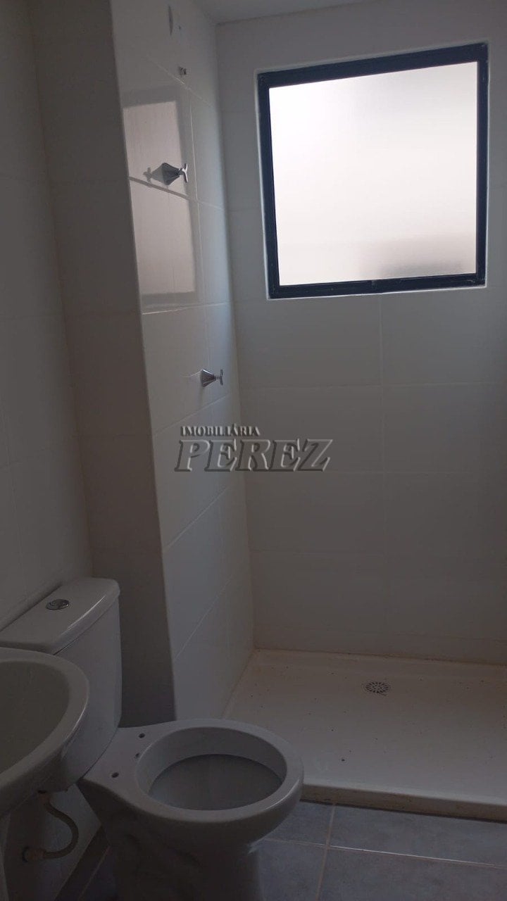Apartamento à venda no Residencial Trancoso na região norte de Londrina