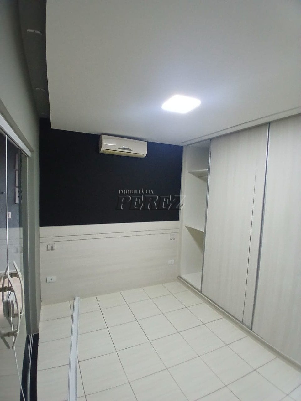 Casa à venda na região leste de Londrina - Residencial Vila Romana