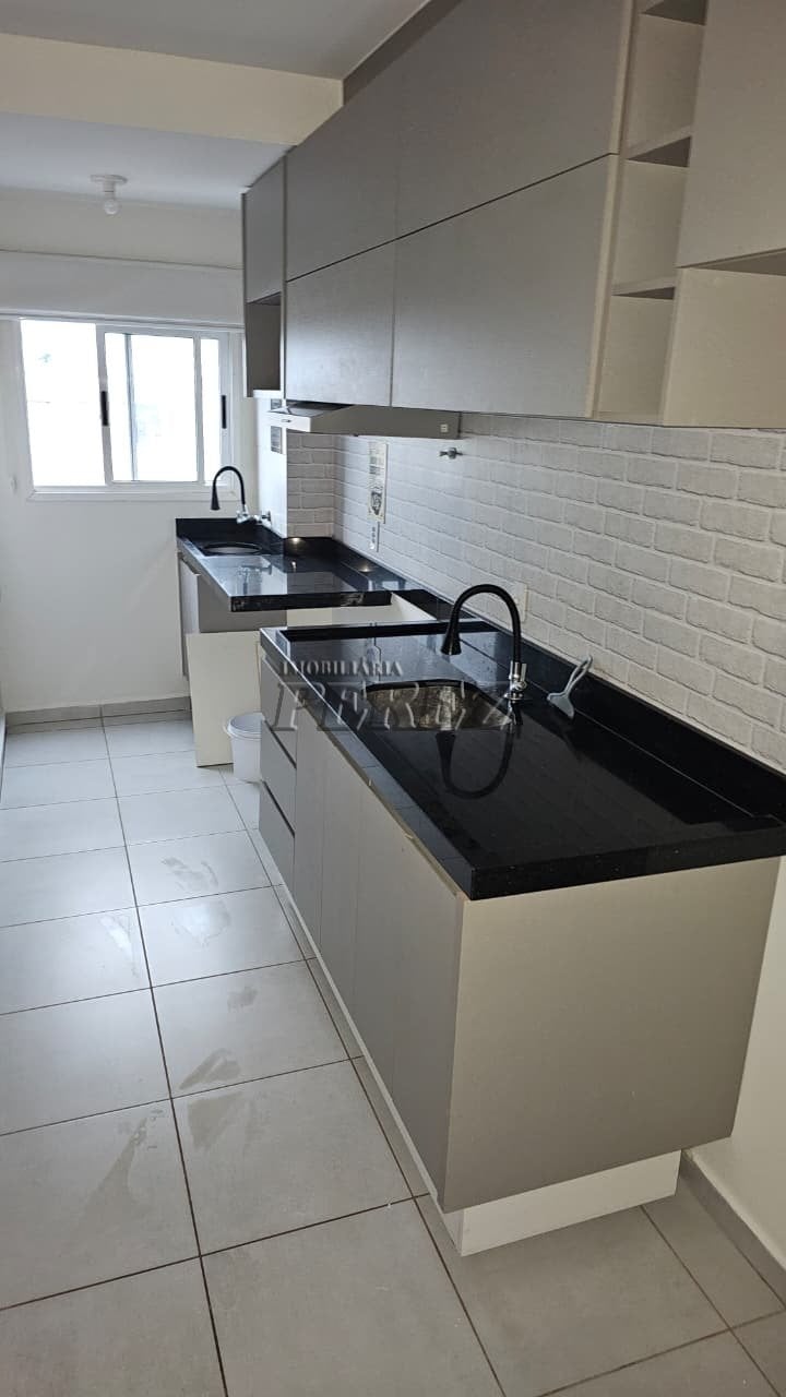 Apartamento à venda no Solar Di Modena em Cambé