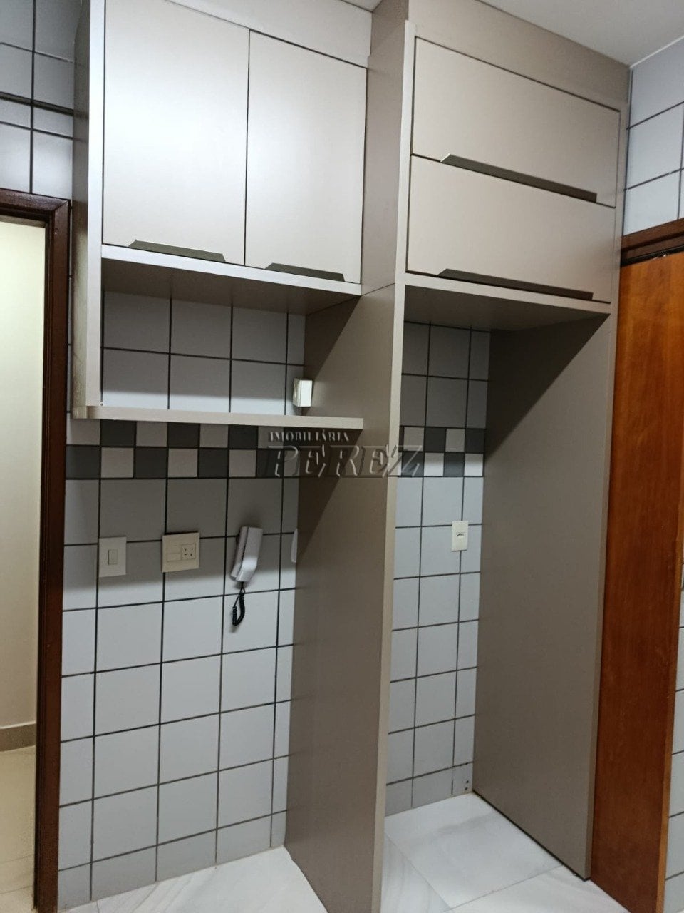 Apartamento à venda no Edifício Torres Brasil - Centro de Londrina