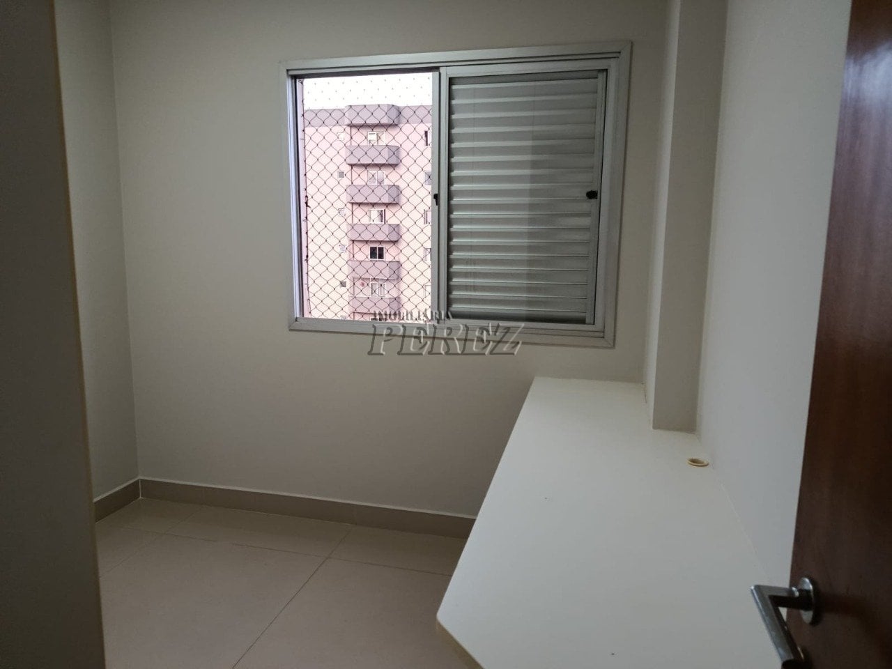 Apartamento à venda no Edifício Torres Brasil - Centro de Londrina