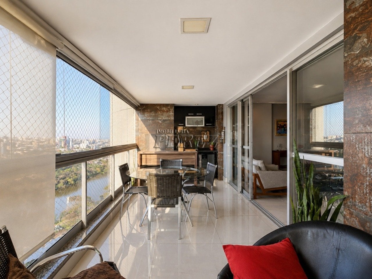 Apartamento à venda no Edifício Joan Miró - Região sul de Londrina
