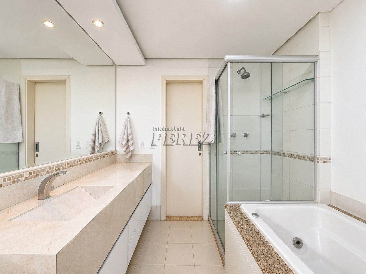 Apartamento à venda no Edifício Joan Miró - Região sul de Londrina