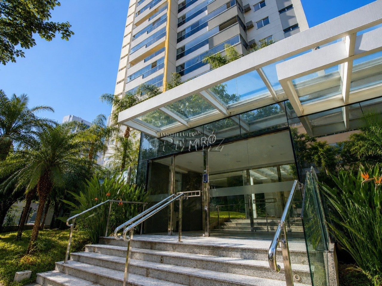 Apartamento à venda no Edifício Joan Miró - Região sul de Londrina
