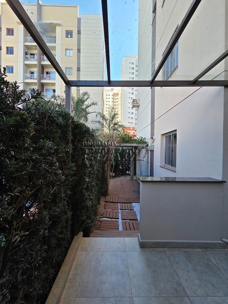 Apartamento à venda e locação no Residencial Liv Catuaí na região sul de Londrina - Terra Bonita