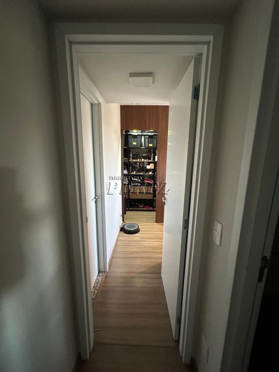 Apartamento mobiliado para alugar no Edifício Carmel região sul de Londrina - Gleba Palhano