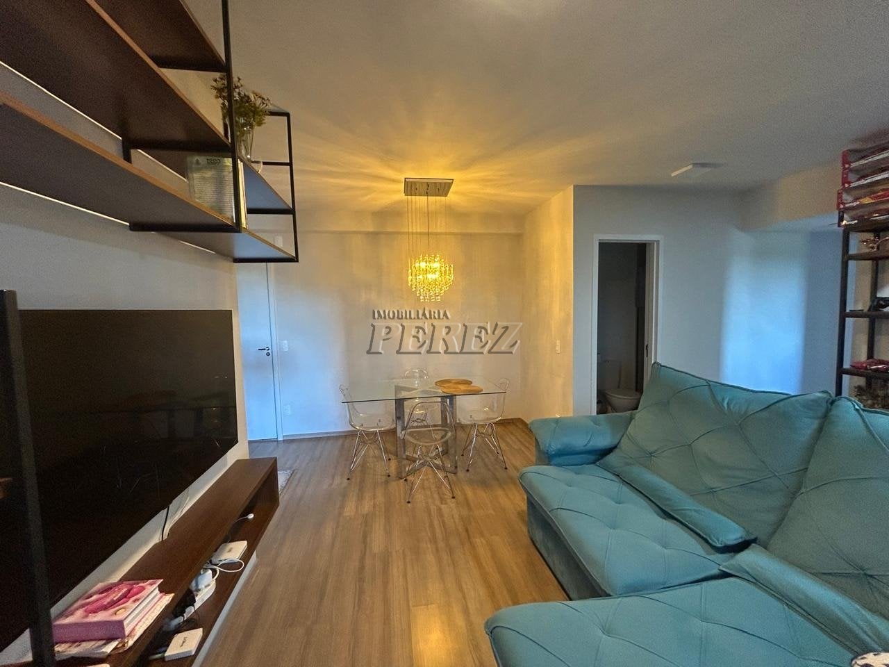 Apartamento mobiliado para alugar no Edifício Carmel região sul de Londrina - Gleba Palhano