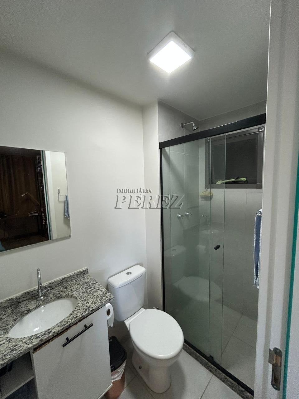 Apartamento mobiliado para alugar no Edifício Carmel região sul de Londrina - Gleba Palhano