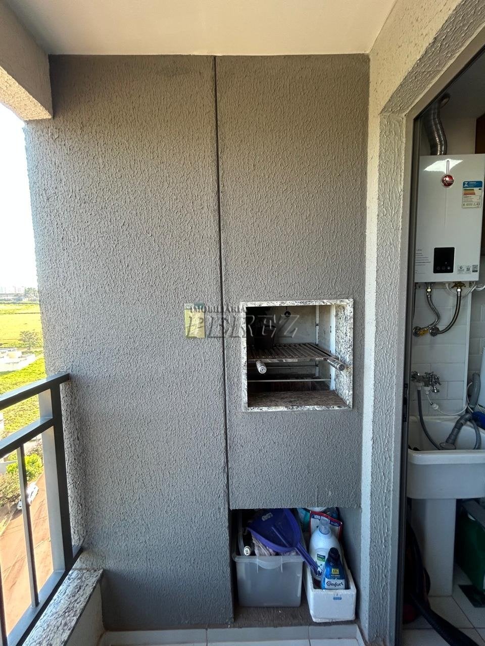 Apartamento mobiliado para alugar no Edifício Carmel região sul de Londrina - Gleba Palhano