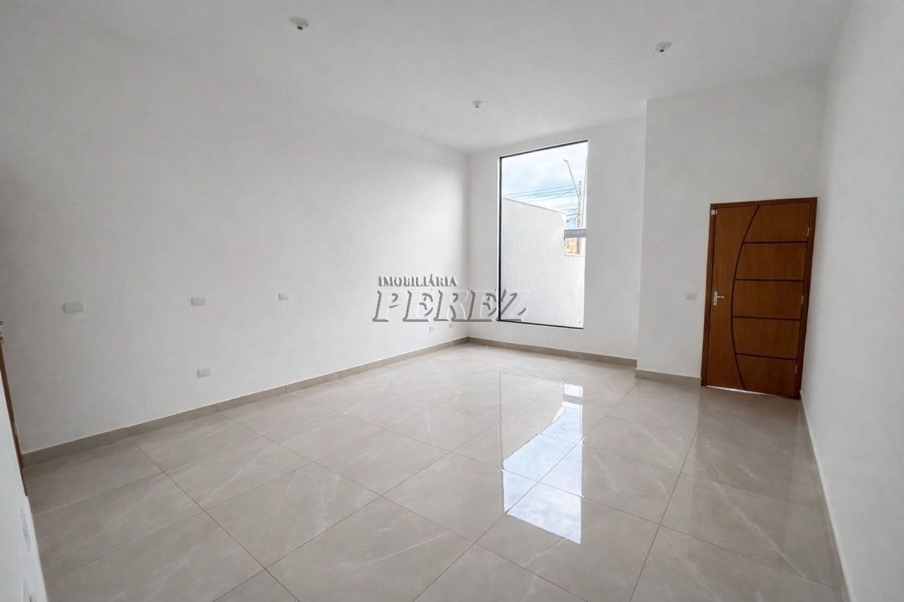 Casa à venda no Coliseu, região norte de Londrina