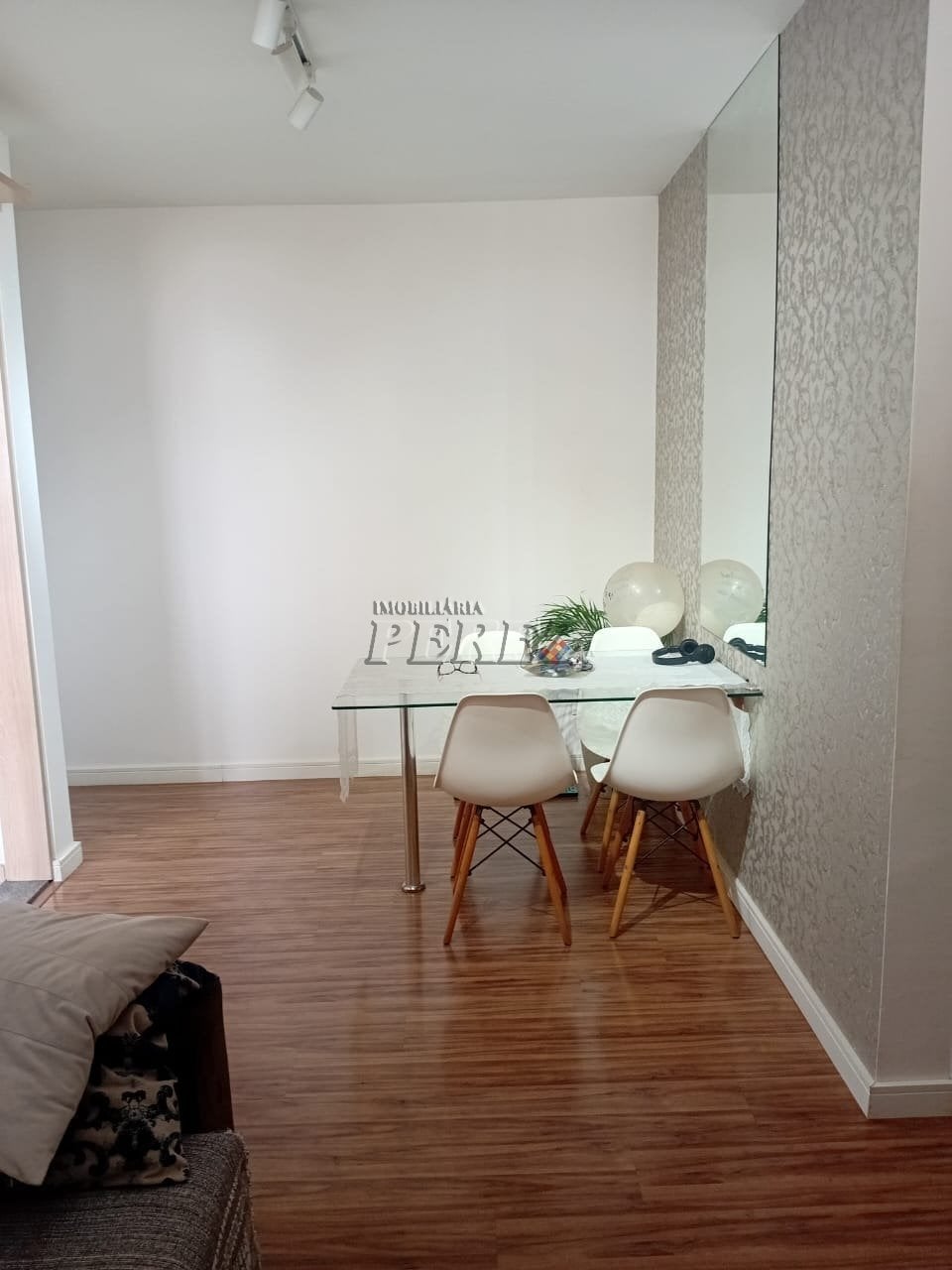 Apartamento à venda no Spazio La Fontaine, região sul de Londrina