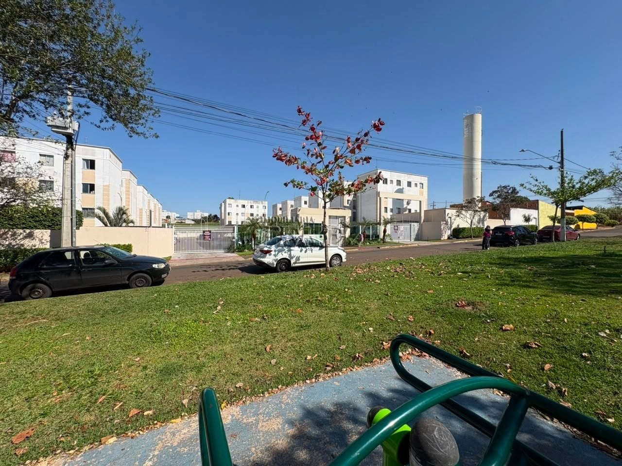 Apartamento para alugar no Londres Spazio, região norte de Londrina