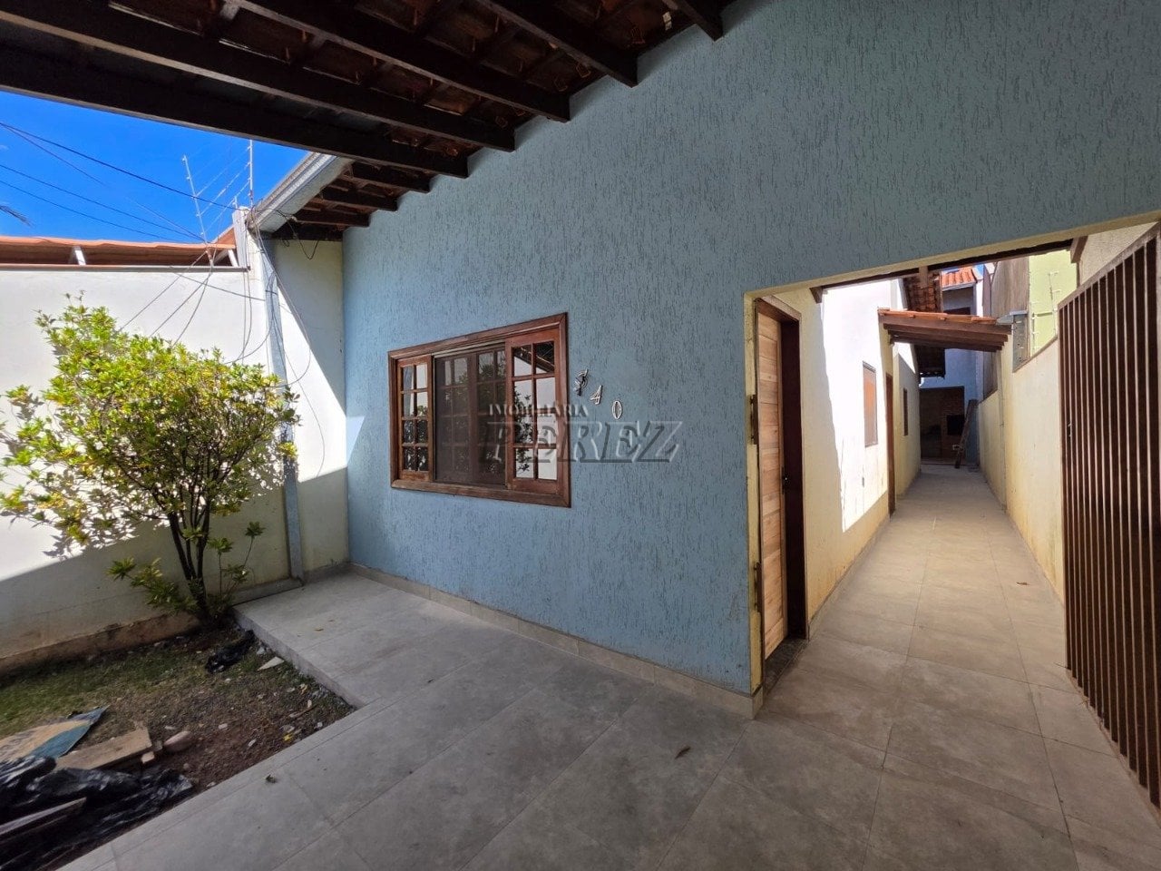 Casa para alugar na região norte de Londrina - Califórnia