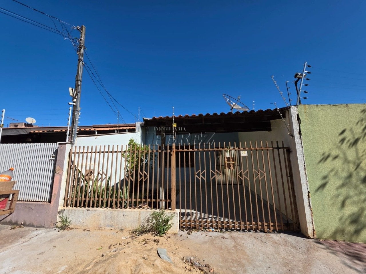 Casa para alugar na região norte de Londrina - Califórnia