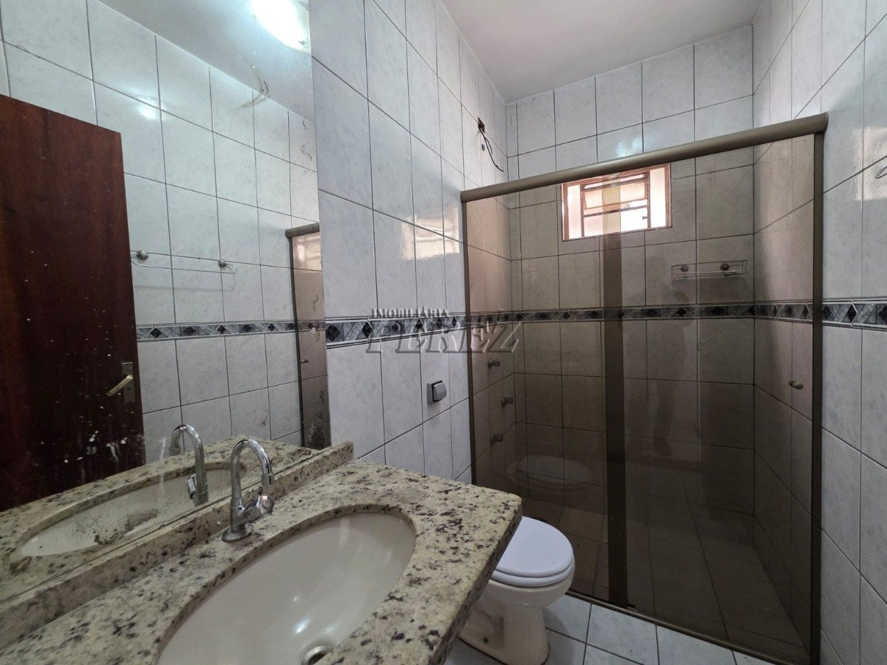 Casa para alugar na região norte de Londrina - Califórnia