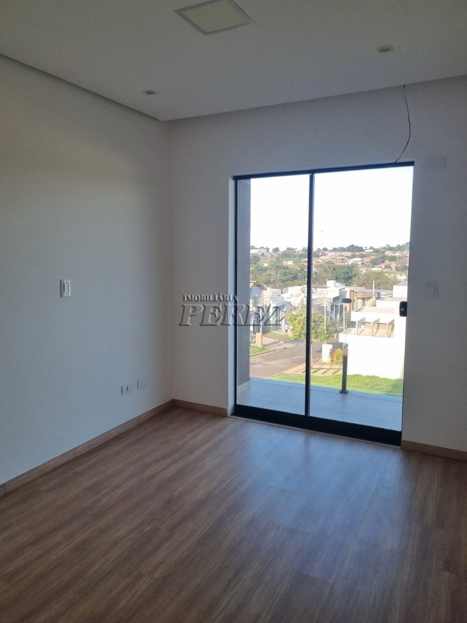 Casa à venda no Condomínio Heimtal Park na região norte de Londrina
