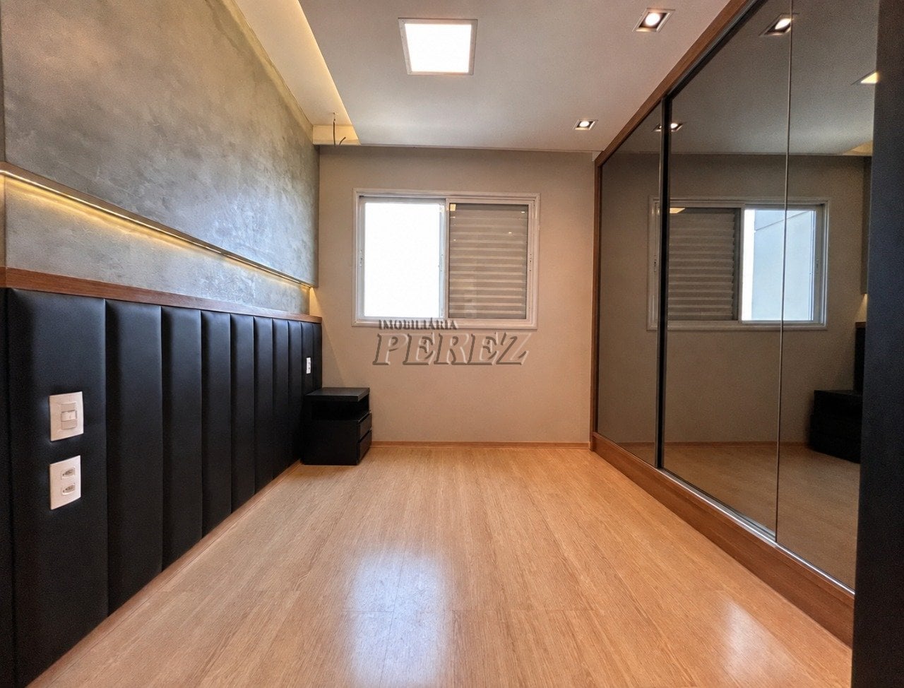 Apartamento com 2 Quartos para alugar, Edifício Boulevard Village