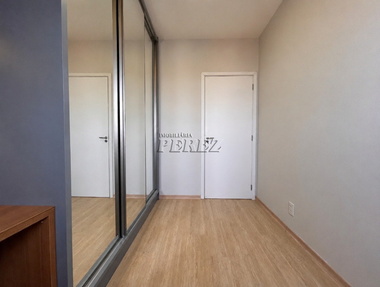 Apartamento com 2 Quartos para alugar, Edifício Boulevard Village