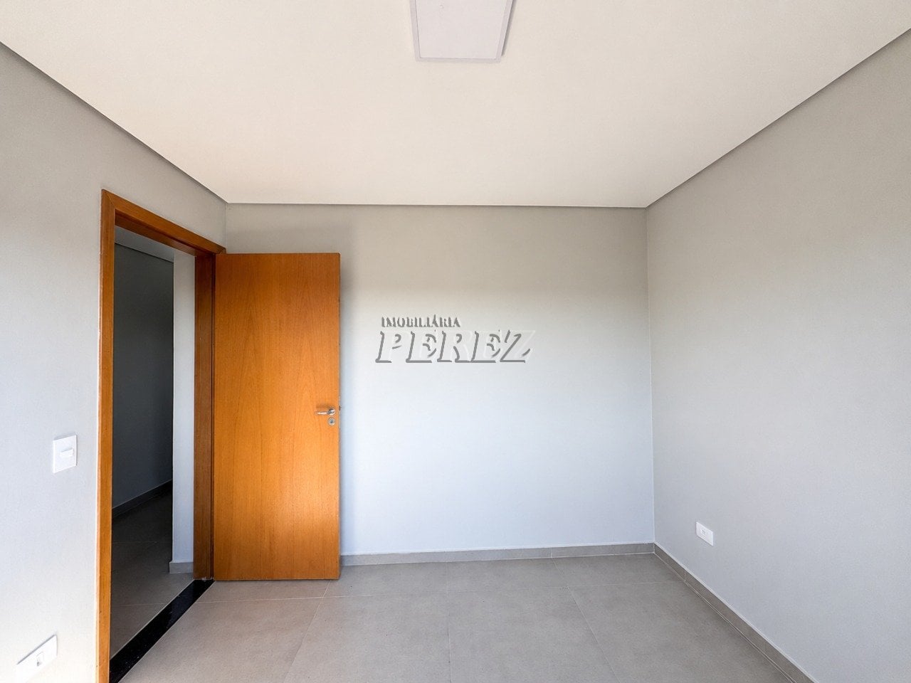 Casa com 3 Quartos à venda, 220m² - Ouro Verde