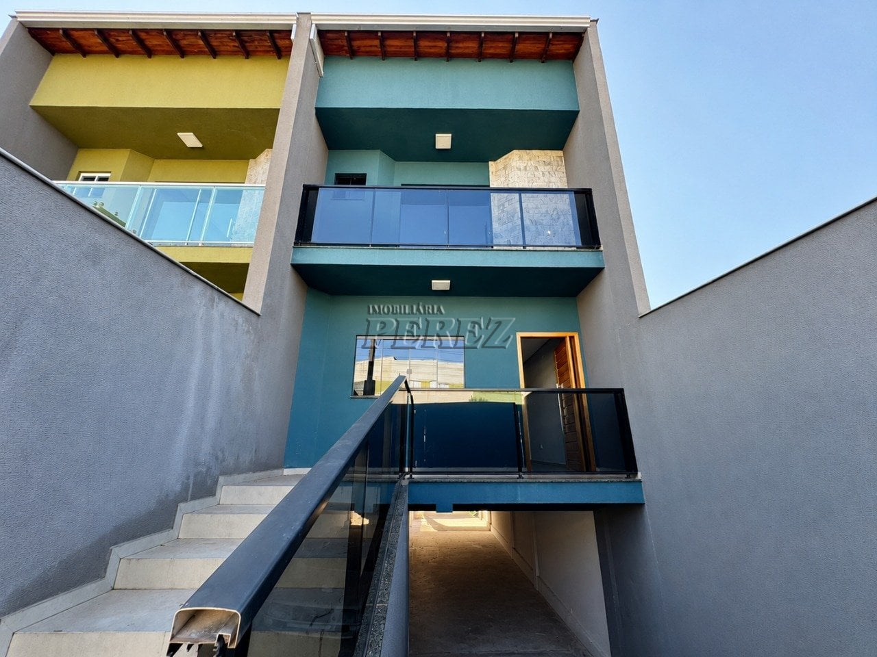 Casa com 3 Quartos à venda, 220m² - Ouro Verde