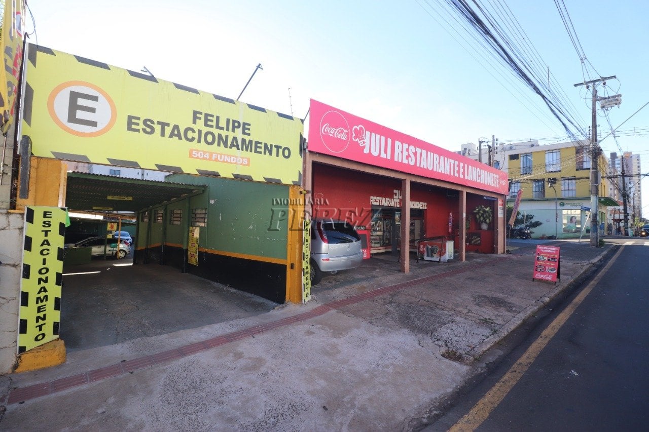 Imóvel comercial a venda na Avenida Senador Souza Naves no centro