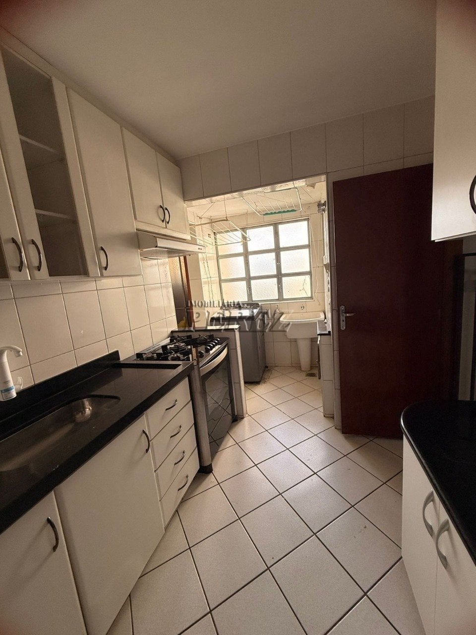 Apartamento à venda no Residencial do Lago I - Região sul de Londrina