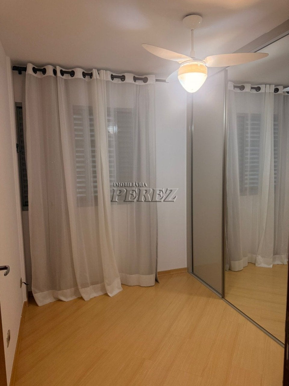 Apartamento à venda no Residencial do Lago I - Região sul de Londrina