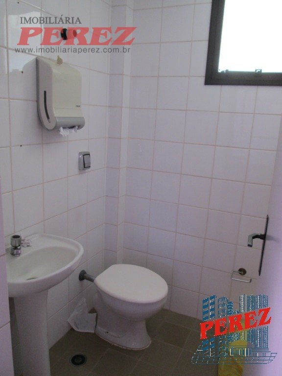 Sala comercial à venda na Av. Maringá no Edificio Di Biaggi em Londrina.
