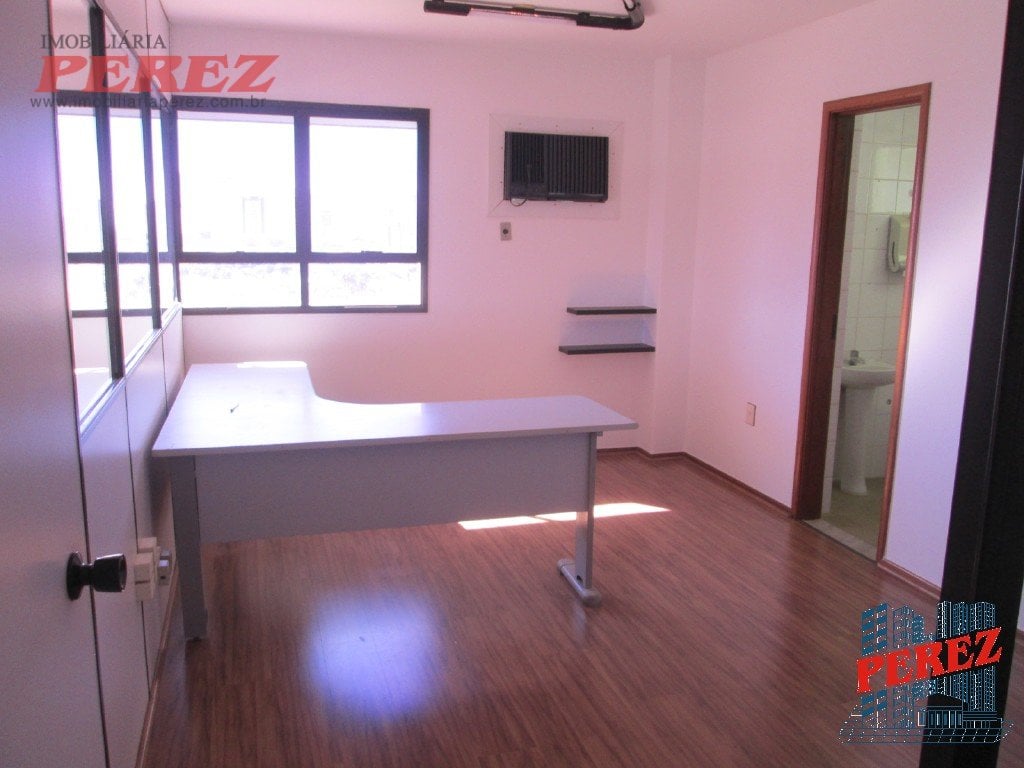 Sala comercial à venda na Av. Maringá no Edificio Di Biaggi em Londrina.