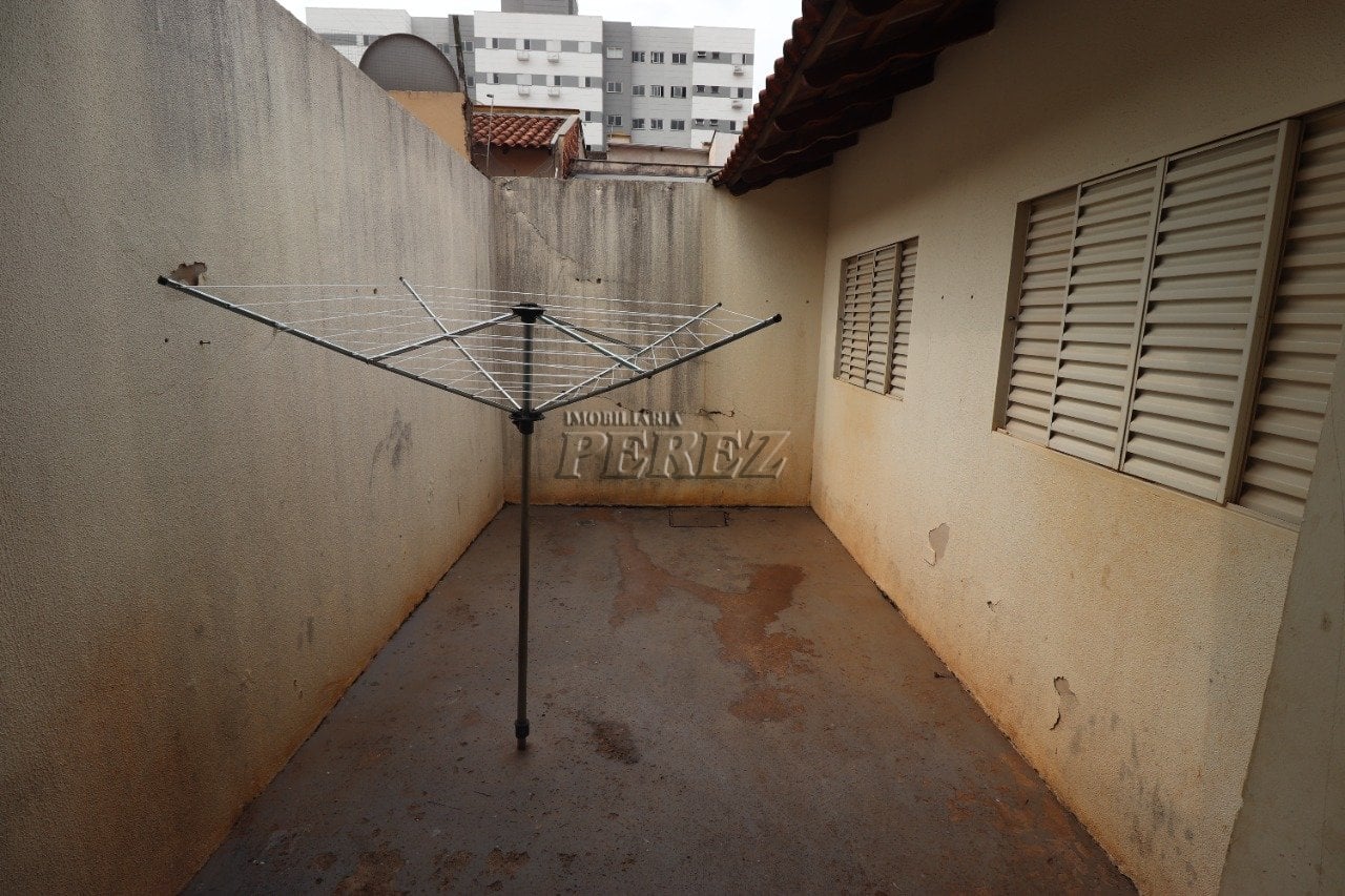 Casa à venda no Condomínio Osamu Takeda 1 - Região norte de Londrina