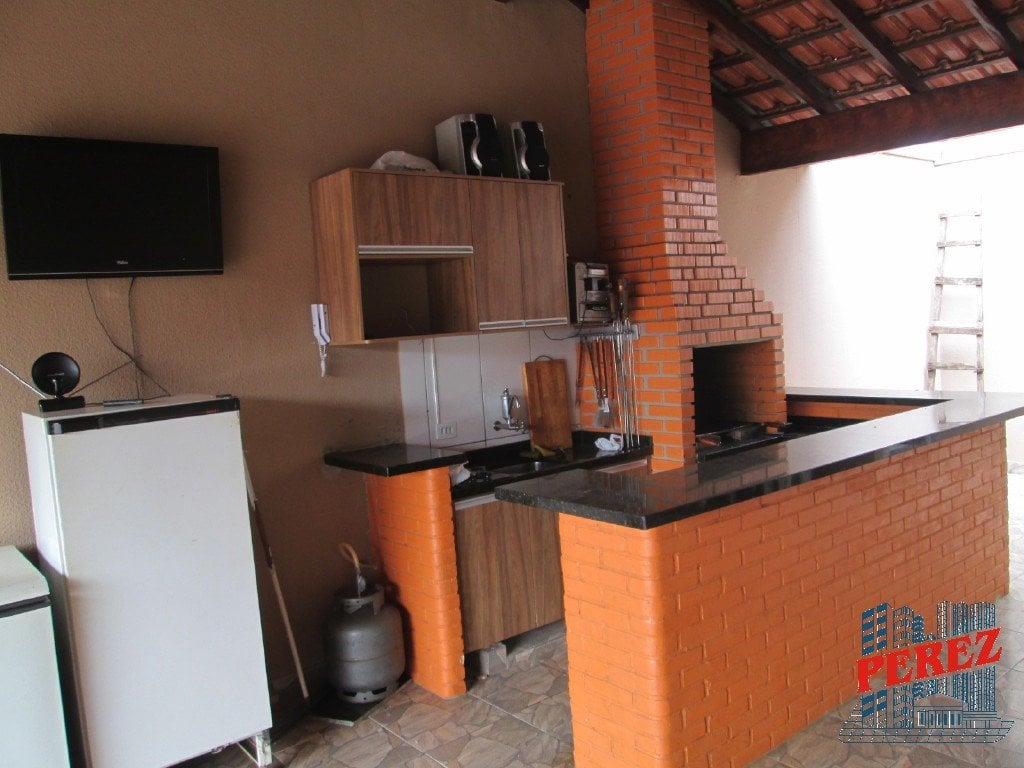 Casa à venda no Condomínio Osamu Takeda 1 - Região norte de Londrina