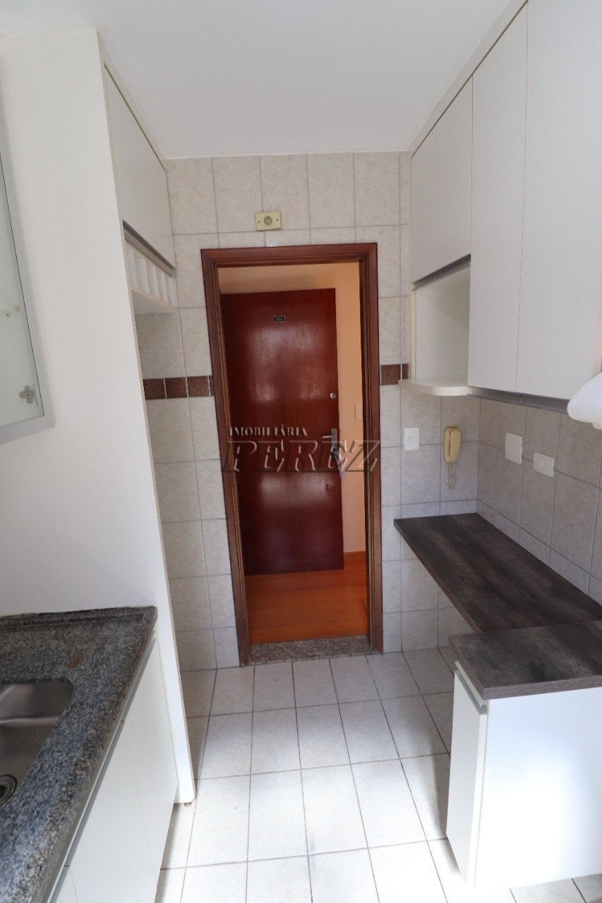 Apartamento para alugar no Edifício Santorini no centro de Londrina