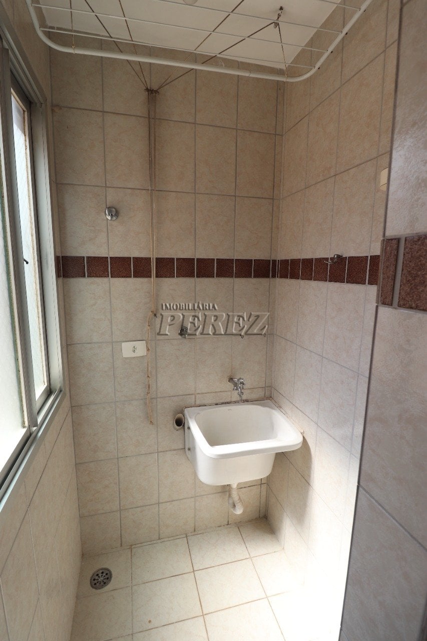 Apartamento para alugar no Edifício Santorini no centro de Londrina