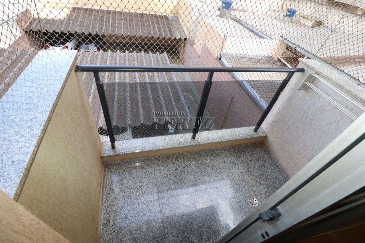 Apartamento para alugar no Edifício Santorini no centro de Londrina