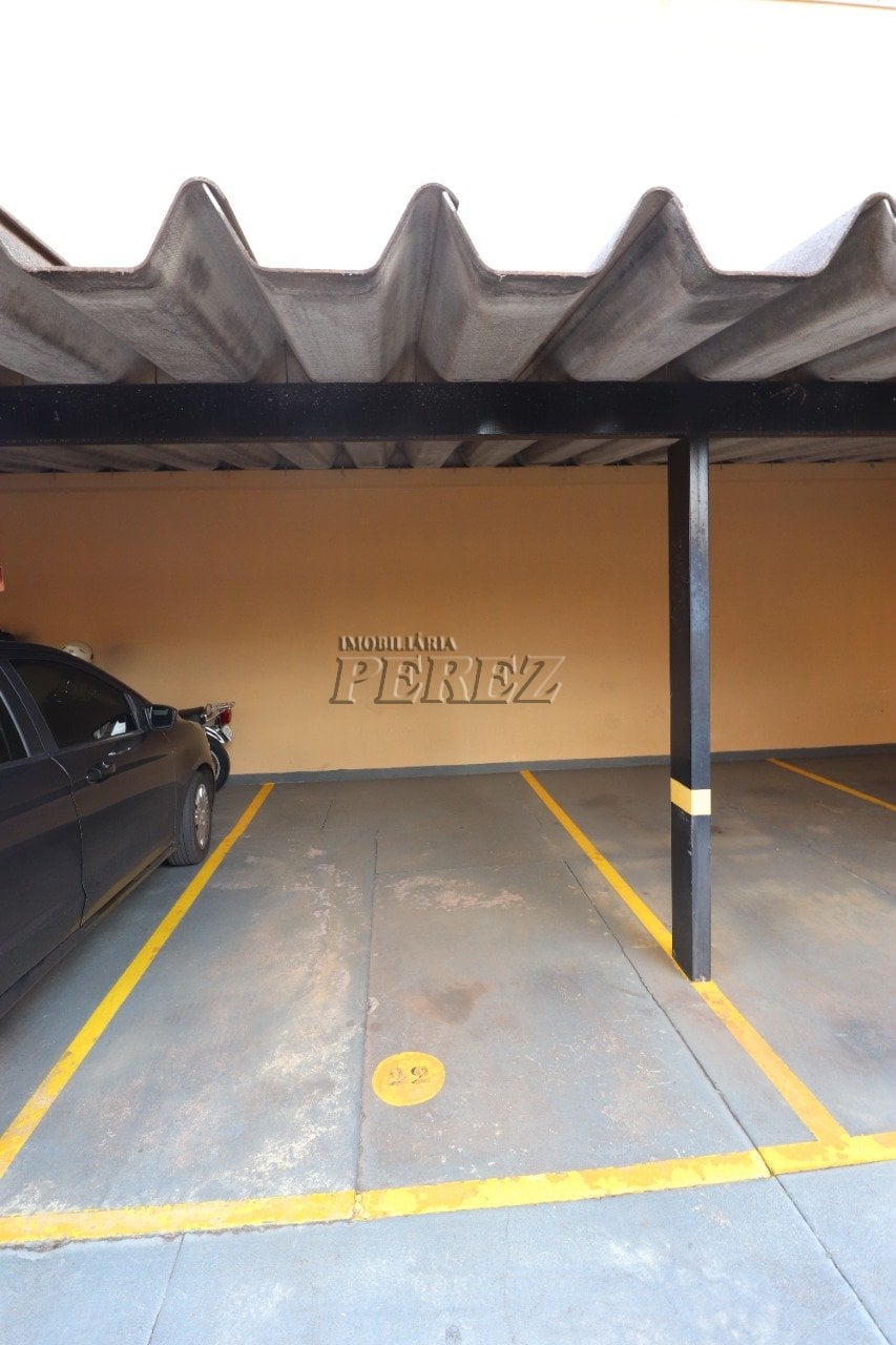 Apartamento para alugar no Edifício Santorini no centro de Londrina