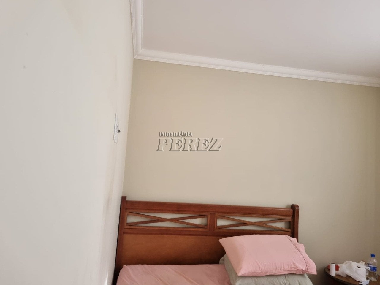 Casa à venda na região leste de Londrina - San Fernando