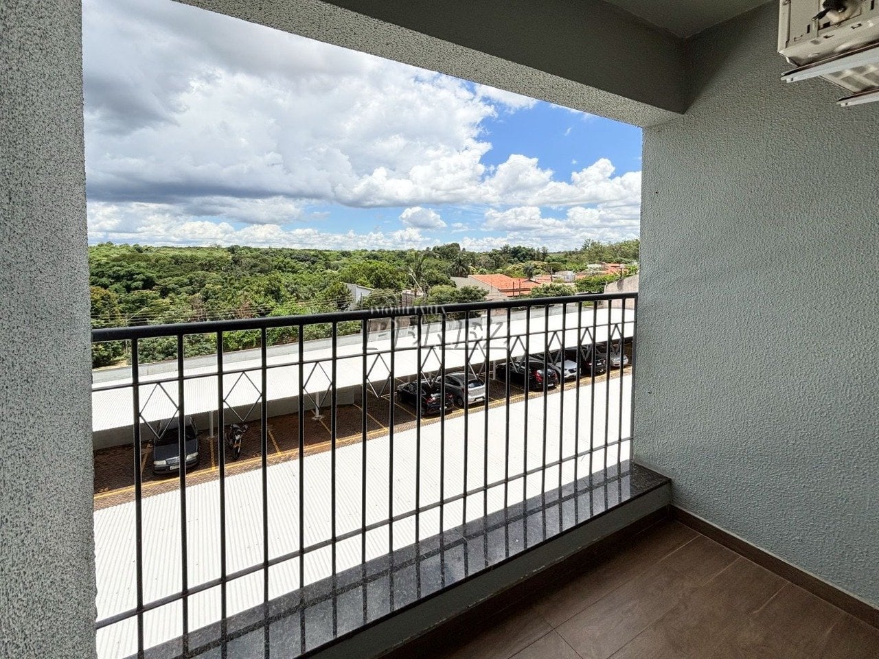 Apartamento para alugar no Luci Della Vitta na região leste de Londrina