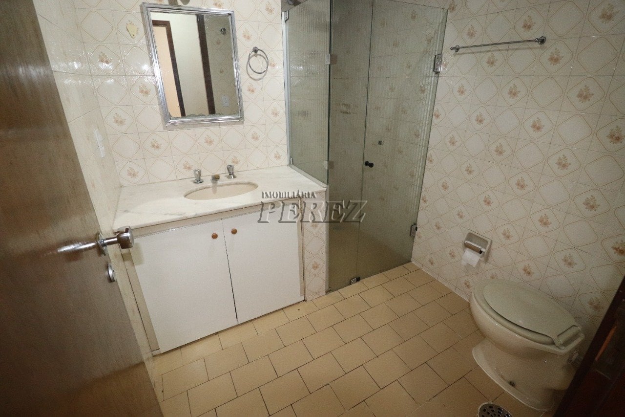 Apartamento para alugar no Condomínio Alexandre I - Centro de Londrina