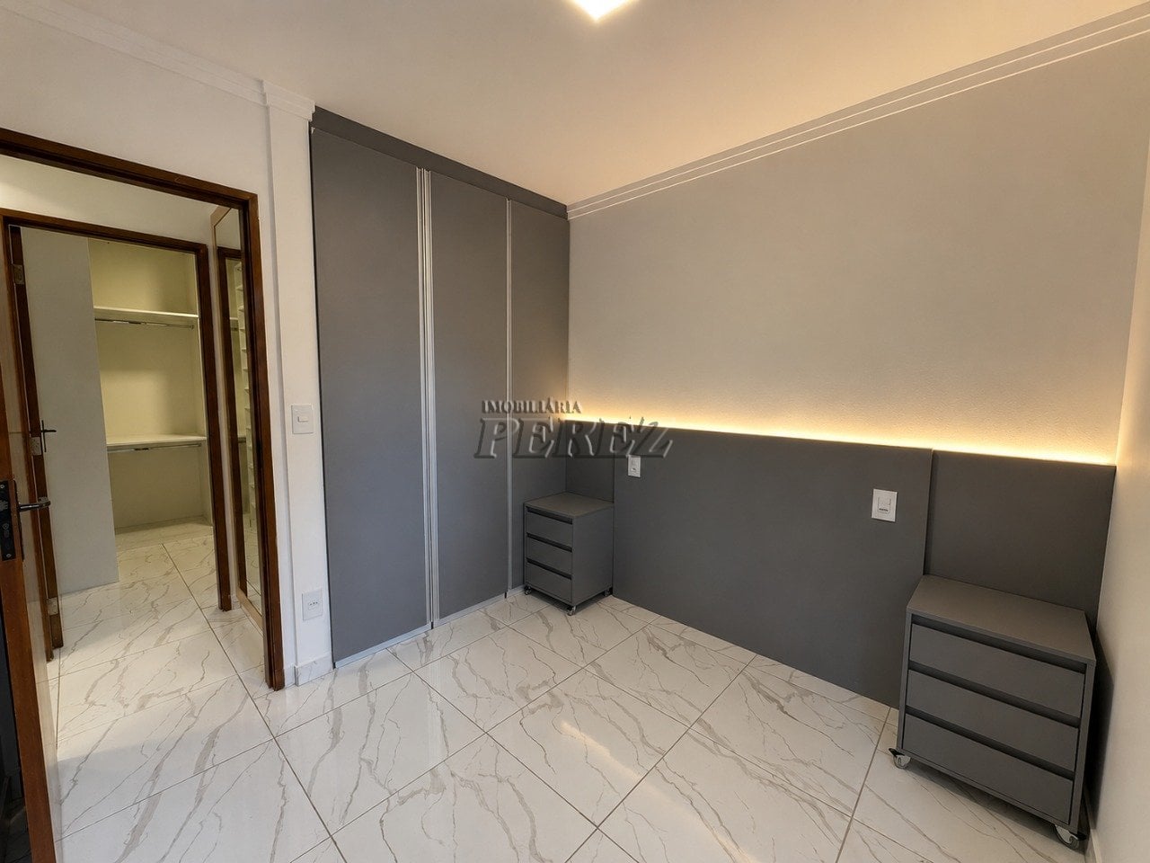 Apartamento à venda e locação no Metropolitan Plaza Residences - Região leste de Londrina